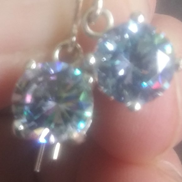 925 hook style  earrings with sparkly stone prong set open back - Picture 1 of 16